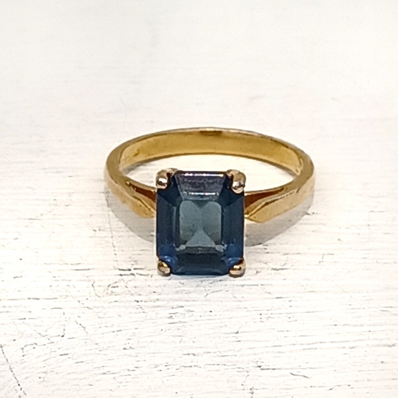 DAC Blue Sapphire and CZ Gold Ring - Picture 2 of 9